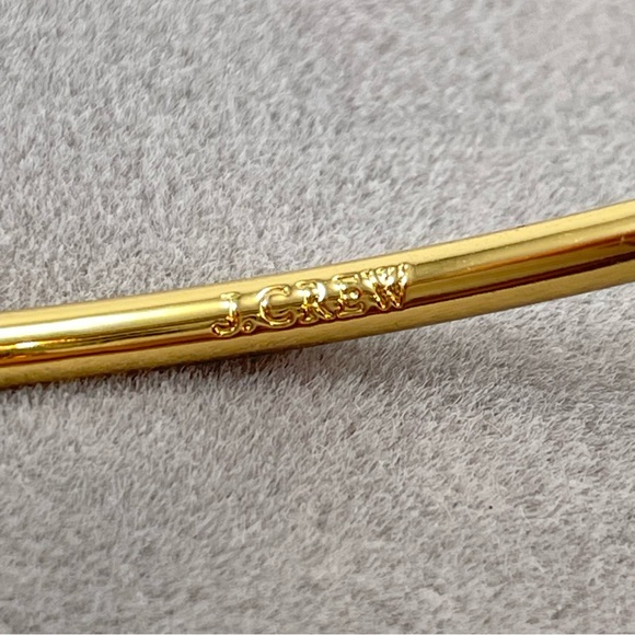 Stunning J Crew Gold Tone Rhinestone Enamel Think Bangle Bracelet Dangle Charms - Picture 2 of 6